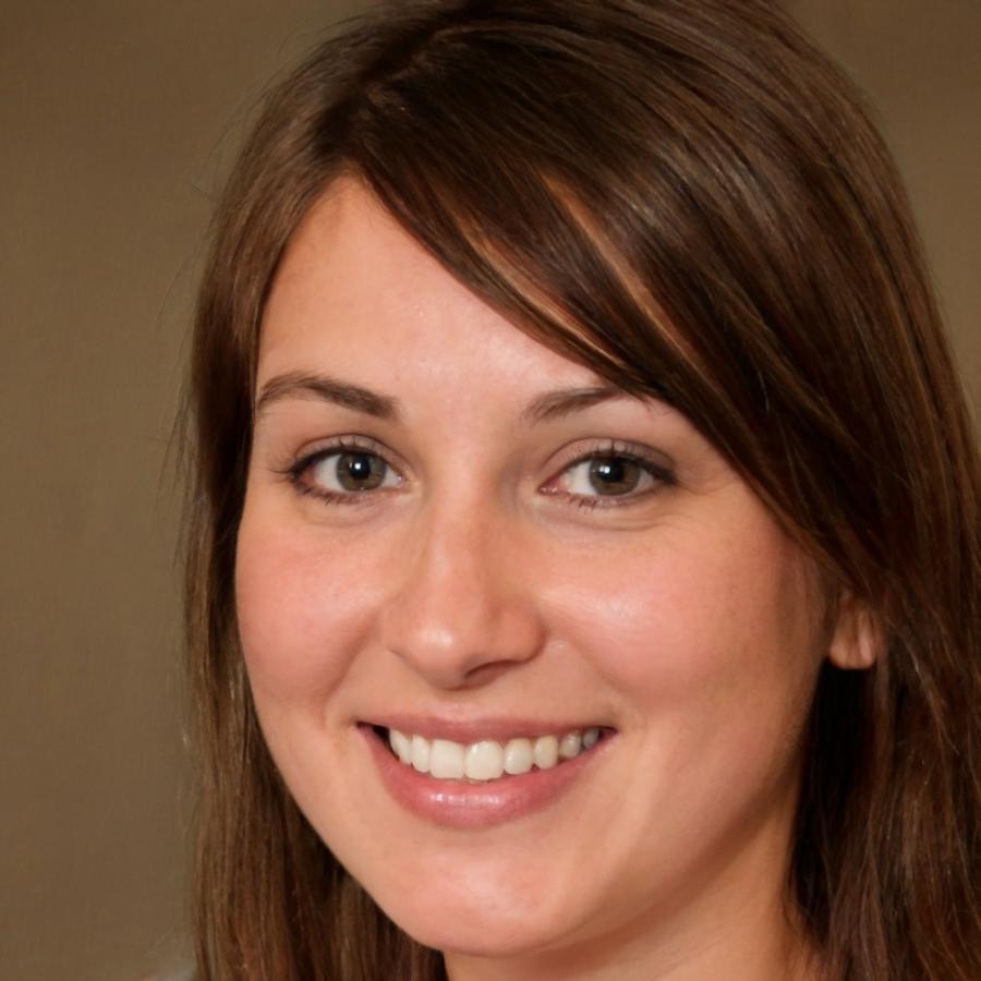 Real estate finance expert explaining development models