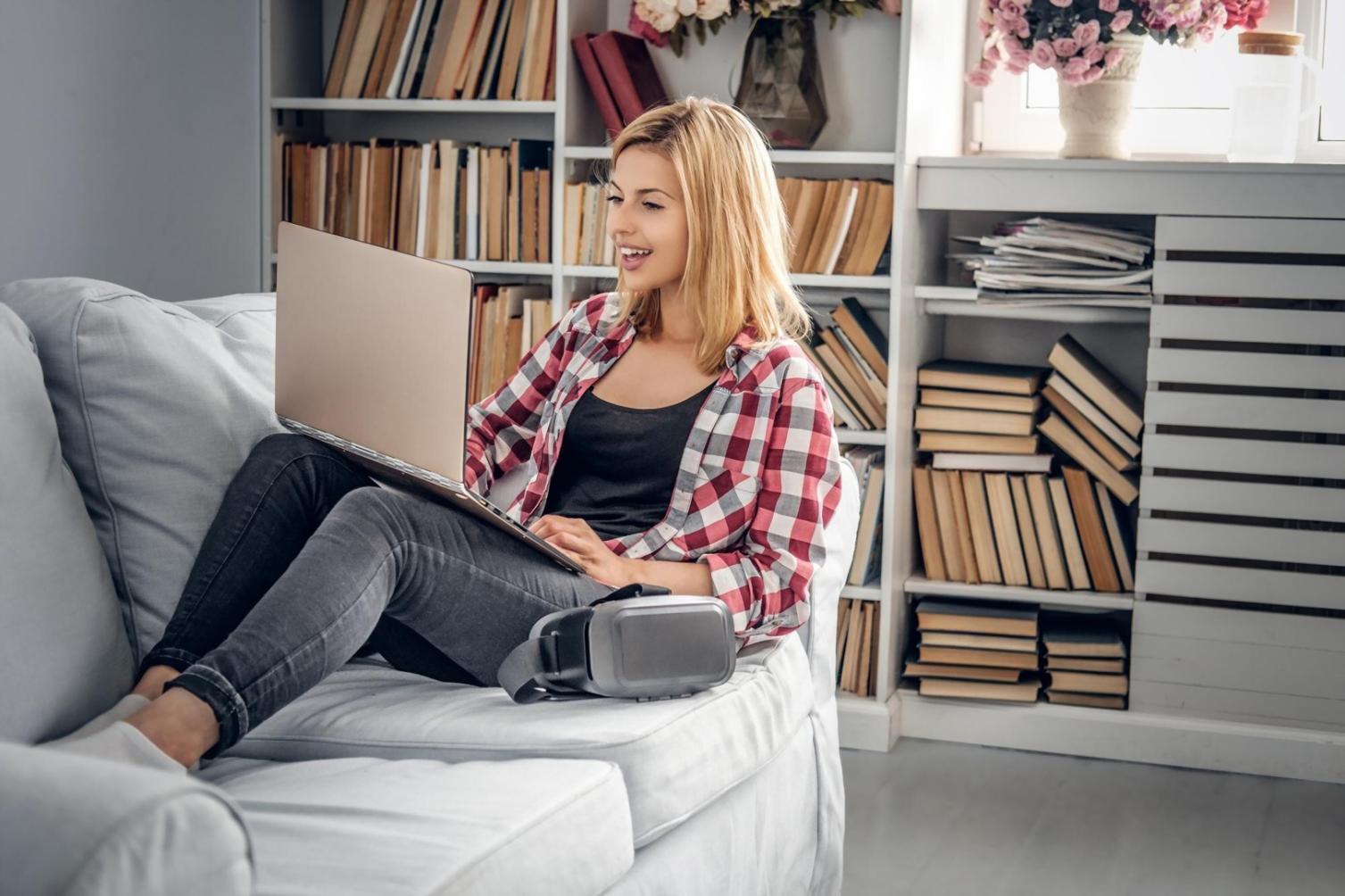 LBO financial model with debt schedule, equity returns, and transaction structure